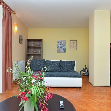 Apartments Gracijano 1724 Ližnjan المظهر الخارجي الصورة