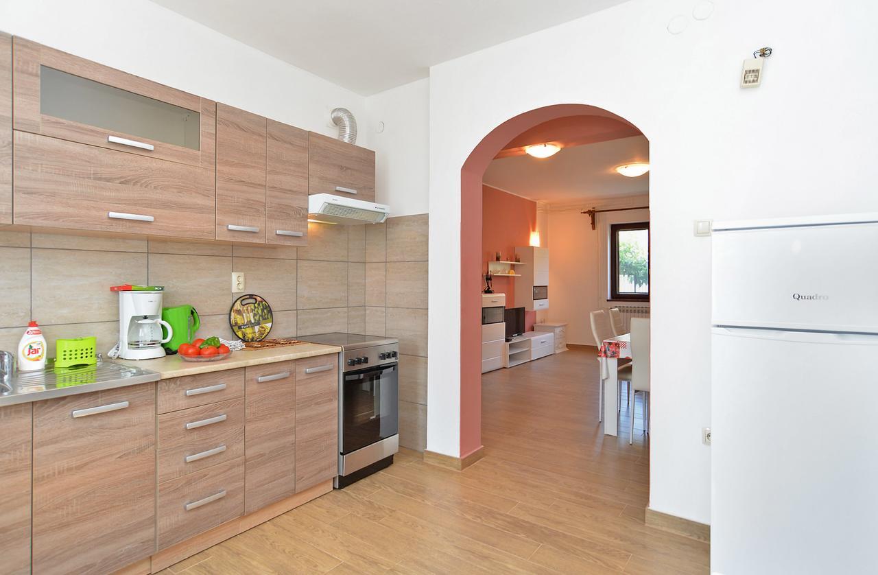 Apartments Gracijano 1724 Ližnjan المظهر الخارجي الصورة
