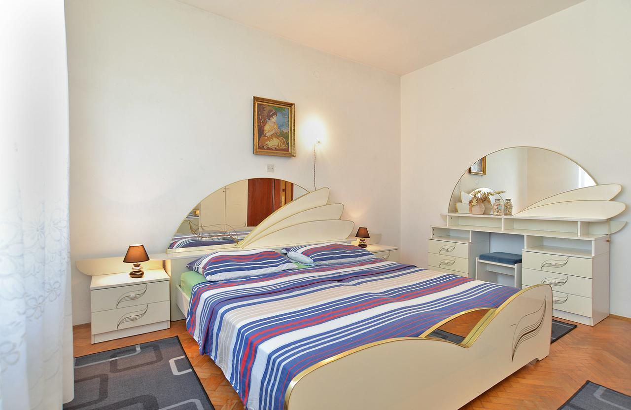 Apartments Gracijano 1724 Ližnjan المظهر الخارجي الصورة