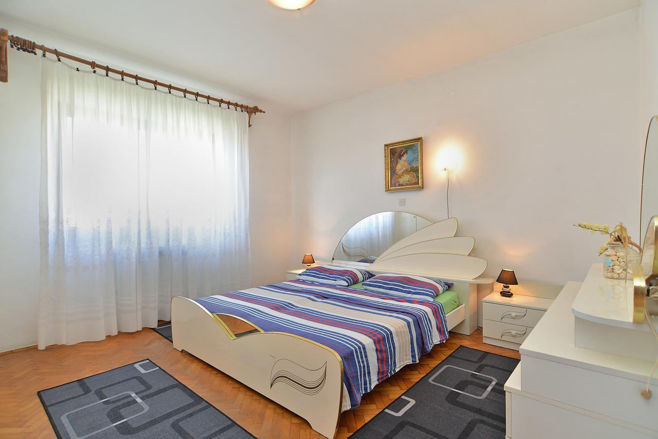 Apartments Gracijano 1724 Ližnjan المظهر الخارجي الصورة