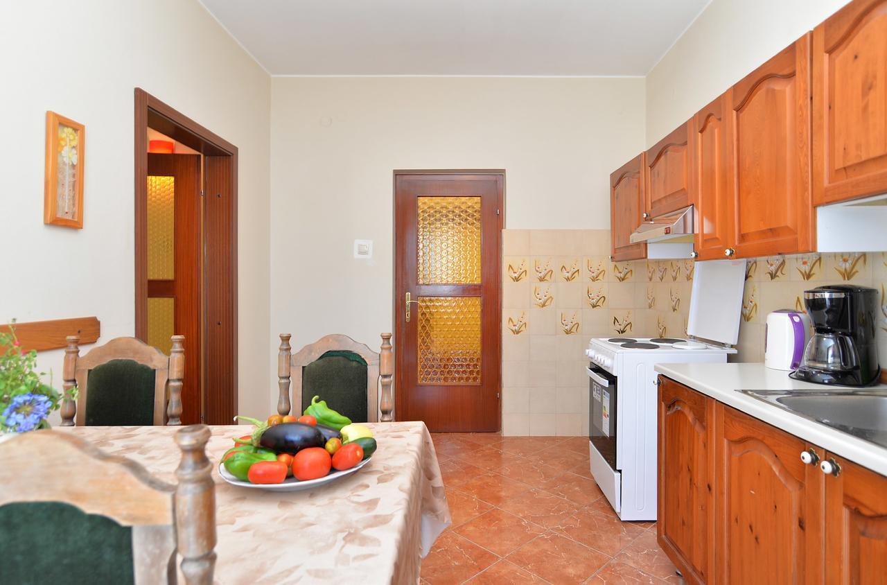 Apartments Gracijano 1724 Ližnjan المظهر الخارجي الصورة